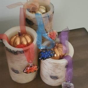 3 for $15😛Blown glass pendant necklaces---each---